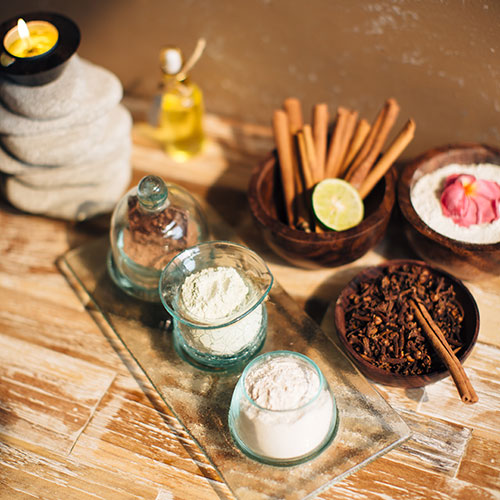 Mineral Shine (Body Massage with Scrub)
